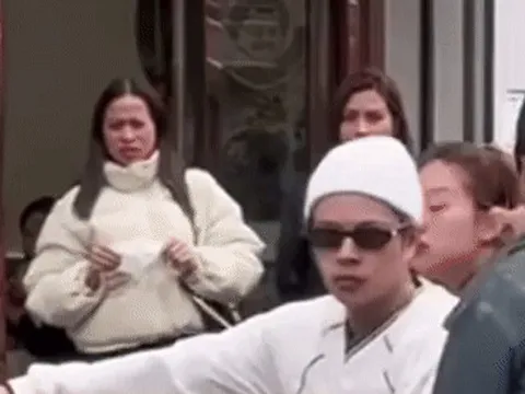 Vợ chồng diễn viên Mai Anh cãi nhau với chủ quán bánh cuốn