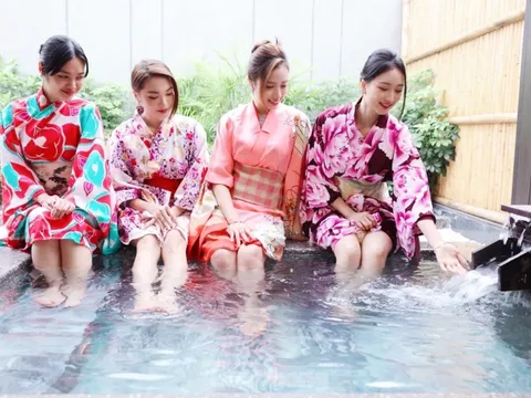 Cùng các người đẹp trải nghiệm suối khoáng nóng tương đương mạch khoáng Phú Sĩ ở Phú Thọ