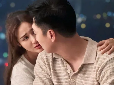 Showbiz 4/3: Khán giả nhắc nhở Huyền Lizze hạn chế đăng ảnh tình cảm với Mạnh Trường