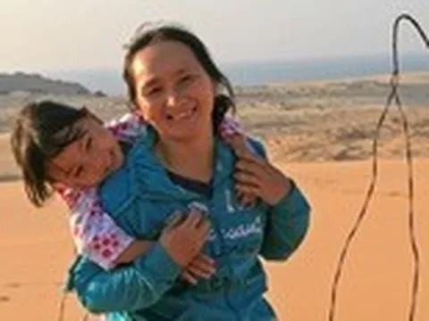 Lê Bích và những bức ảnh ‘ai cũng sinh ra từ mẹ’