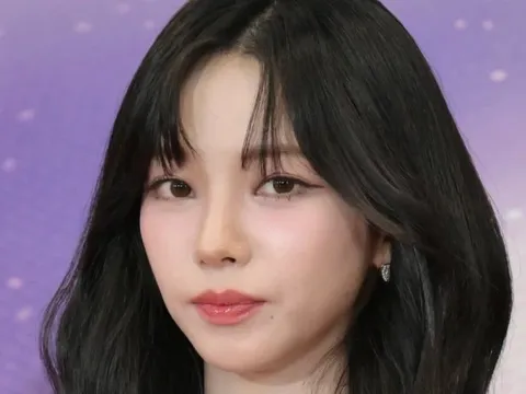 Người Hàn Quốc xấu hổ khi nữ ca sĩ xin lỗi vì đã hẹn hò