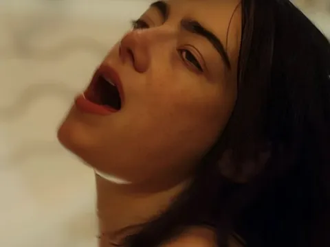 Đóng phim ngập cảnh nóng điên rồ, Emma Stone lần thứ hai đoạt tượng vàng Oscar