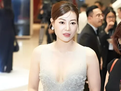 Thanh Hương ly hôn