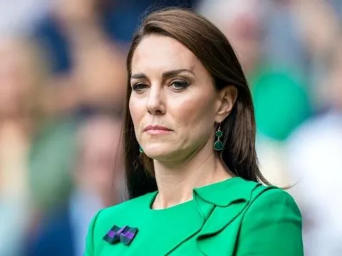 Công nương Kate rơi vào khủng hoảng