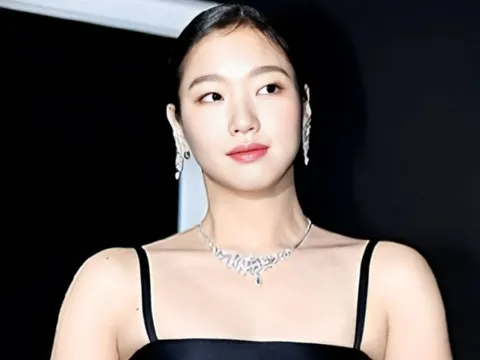 Nàng thơ 18+ trong bộ phim đang thu hơn 100 tỷ đồng ở rạp Việt