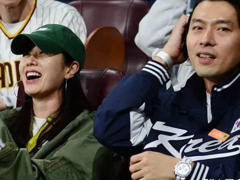 Hyun Bin - Son Ye Jin hẹn hò xem bóng chày