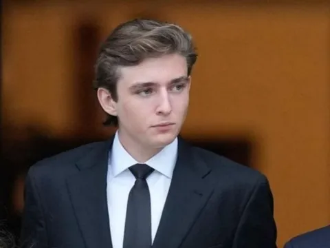 Bình luận về Barron Trump gây phẫn nộ