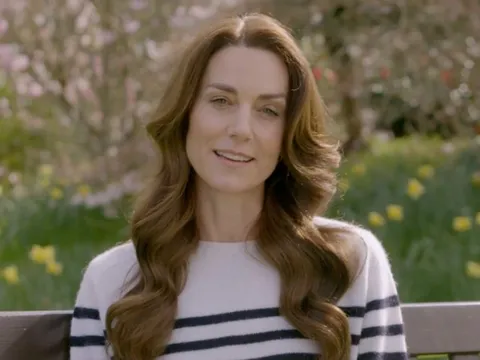 Khán giả buồn trước tin Kate bị ung thư