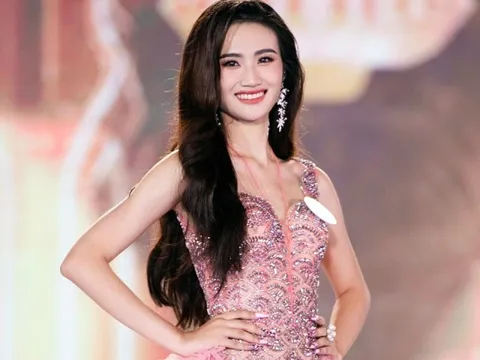 Huỳnh Trần Ý Nhi dự thi Hoa hậu Thế giới