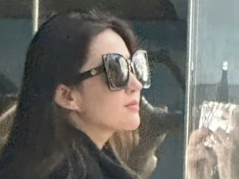 Ảnh chụp trộm không dìm được nhan sắc Lưu Diệc Phi