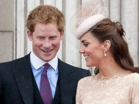 Harry không còn là mối bận tâm của William và Kate