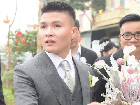 Quang Hải phong độ đi đón cô dâu Chu Thanh Huyền