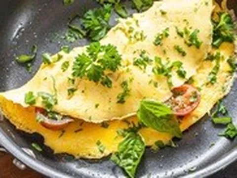 Cách làm các kiểu trứng omelet thơm ngon cho bữa sáng