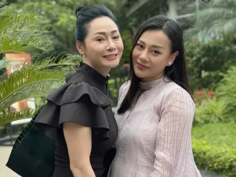 Showbiz 22/4: Phương Oanh, Thu Quỳnh ôm bụng bầu đi đóng phim
