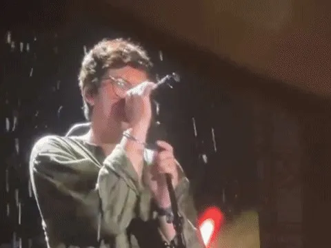 Khán giả show nhạc vỡ trận ở Hà Nội yêu cầu BTC xin lỗi