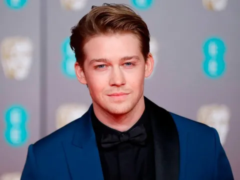 Người đàn ông sốc khi bị Taylor Swift kể tội công khai