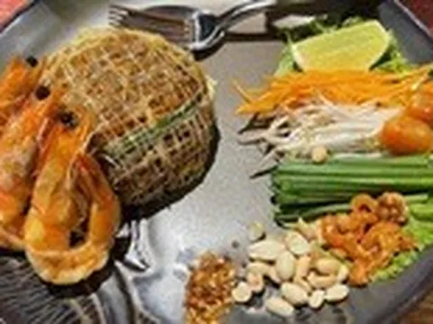 Lễ 30-4 không đi đâu thì ở TP.HCM cũng mê mẩn với món ngon của cả thế giới