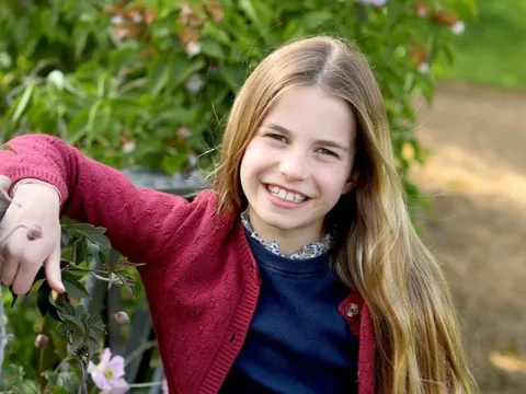 Có gì đặc biệt trong bức ảnh mới của Công chúa Charlotte?