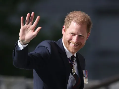 Vua Charles và William lạnh nhạt, ai đến sự kiện của Harry?