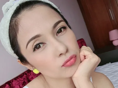 Showbiz 11/5: Việt Trinh thú nhận lụy tình tới mức ‘chết đi sống lại’