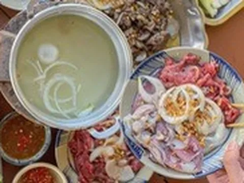 Có bao nhiêu tiền thì ăn được món lẩu ngon nhất thế giới?