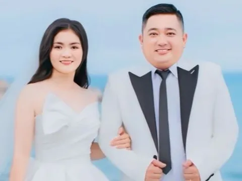 Thằng Cò 'Đất phương Nam' cưới lần 2 với bạn gái kém 9 tuổi, vẫn ở nhà thuê sau kết hôn
