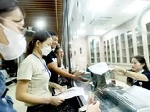Hướng tới miễn viện phí toàn dân: Bài toán cần tính kỹ