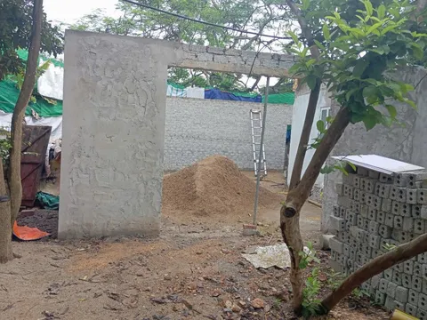 Truy tìm chủ đầu tư xây dựng công trình vi phạm trên phố