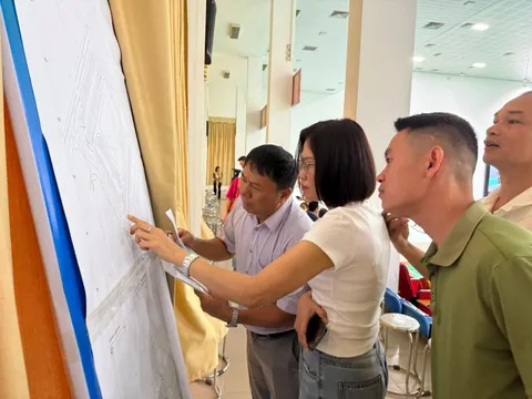 Gần 20 năm chờ đợi, người đàn ông bốc thăm được lô đất dịch vụ 3 mặt tiền