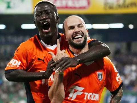 Chân sút nhập tịch đáng gờm nhất tuyển Malaysia than trời với thời tiết