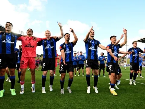 Chuyện về đội bóng nghiệp dư, với những người bán nước ngọt, tài xế, cò đất... chinh chiến tại FIFA Club World Cup