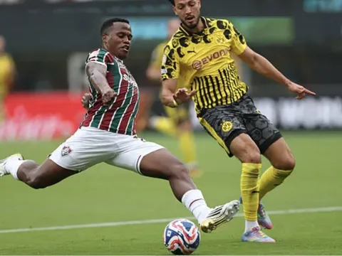 Fluminense khiến Dortmund 'im tiếng'