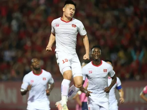 Vừa vô địch V-League, Thép Xanh Nam Định lại tậu thêm quân