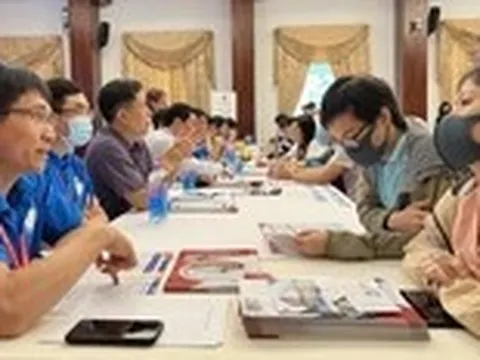 Loay hoay xin việc sau tốt nghiệp - Kỳ 1: 'Tôi tốt nghiệp loại giỏi nhưng sao khó xin việc vậy?'