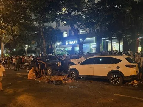 Tai nạn liên hoàn kinh hoàng tại Hà Nội, tài xế có nồng độ cồn vượt mức "kịch khung"