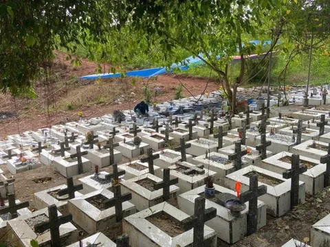 “Ba mẹ ơi! Xin thương con với” – Lời nhắn nhủ xót xa từ Đồi Thiên Thần