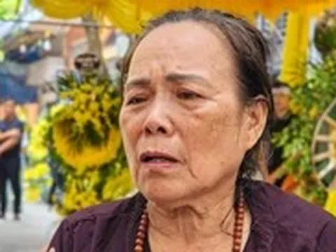 Lật tàu du lịch ở vịnh Hạ Long: Người đầu bạc tiễn người đầu xanh