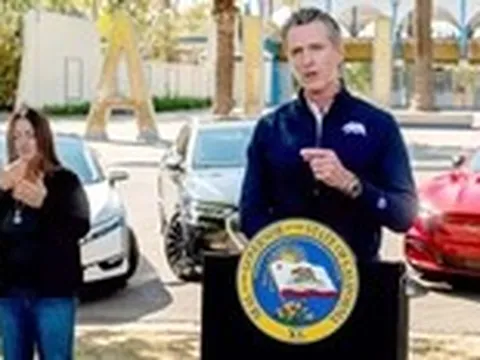 Giao thông xanh - cơ hội và thách thức - Kỳ 1: Chiến lược 10 năm 'đổi xăng lấy điện' ở California