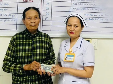 Mất ví ở bệnh viện, người phụ nữ bán vé số nhận cái kết bất ngờ