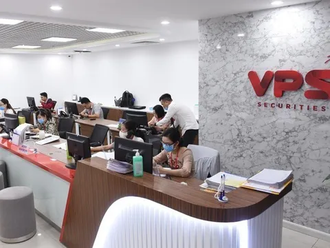 Hai lãnh đạo VPS nộp đơn từ nhiệm trước thềm đại hội bất thường