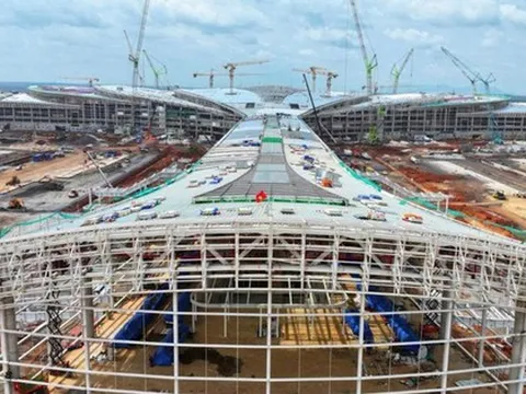 Thủ tướng: "Thần tốc, thần tốc hơn nữa" để khởi công, khánh thành các dự án ngày 19-12