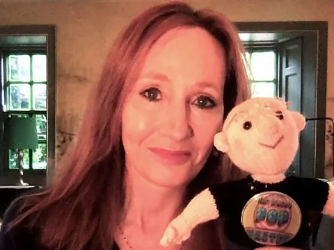 Tin đồn bà 'J.K. Rowling mắc ung thư' đạt hàng triệu lượt xem trên X