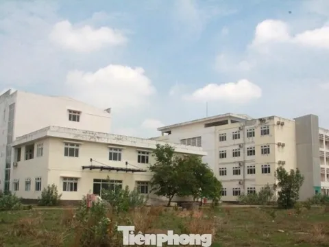 Cận cảnh bệnh viện 250 tỷ đồng tại TPHCM bị bỏ hoang nhiều năm