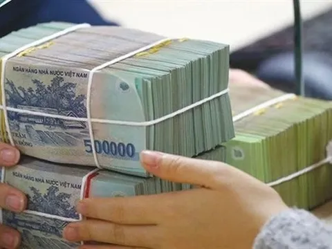 Những trường hợp nghỉ việc do sắp xếp bộ máy được hưởng 24 tháng tiền lương, nhận lương hưu ngay