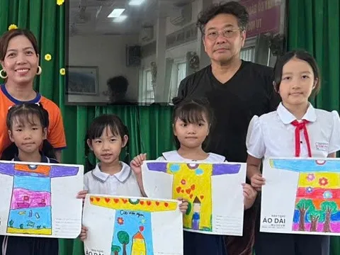 Họa sĩ Nhật đến Côn Đảo dạy vẽ tranh