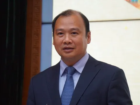 Tùng Dương, Trúc Nhân, Hòa Minzy và 16 đoàn quốc tế diễn ở Lễ hội Văn hóa thế giới Hà Nội