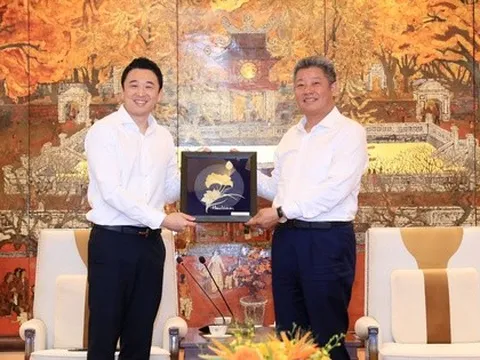 Hà Nội lên lộ trình chuyển đổi sang xe điện, doanh nghiệp Hàn Quốc cùng ‘mẹ đẻ’ SH, Vision nghiên cứu dự án tủ đổi pin, có thể cung cấp cho 100.000 người