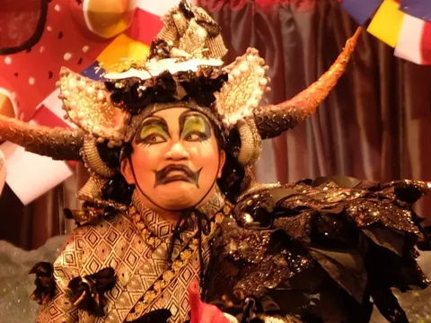 Sau tai nạn té trật khớp vai, Đại Nghĩa trở lại diễn mùa Trung thu