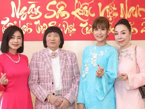 Xin chữ thư pháp miễn phí tại Nhà văn hóa Thanh niên TP.HCM