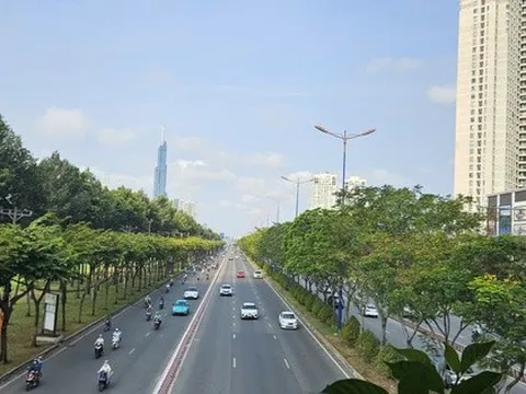 Kinh tế TP HCM quý III/2025 tăng trưởng vượt dự báo